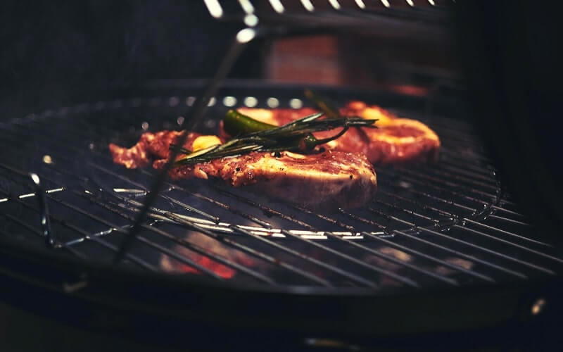 12 Best Weber Grill Reviews to Step up Your Grilling Game! 2