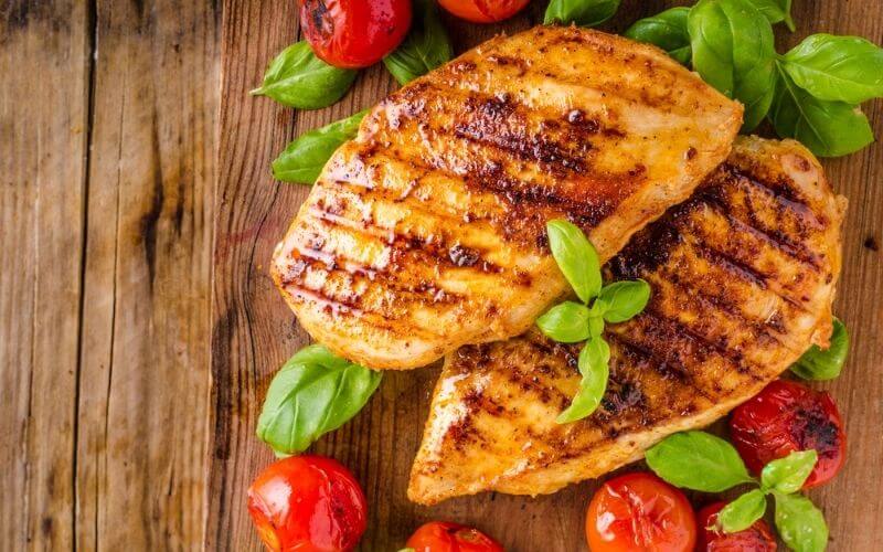 How Many Chicken Breasts Are in a Pound? No More Guesswork! 3 grilled Chicken