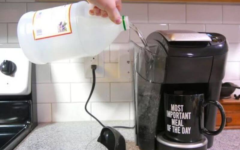 How to Clean Keurig Needle in 7 Easy Steps! 3 How to Clean Keurig Needle in 7 Easy Steps! 2