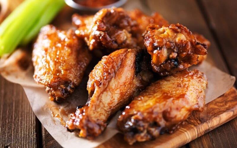 How to Reheat Chicken Wings: 6 Easy Ways! 8 Reheat Buffalo Wild Wings