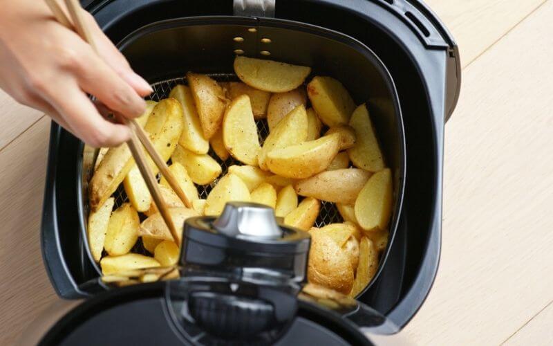 How to Preheat Air Fryer (With 6 Common Mistakes!) 2 how to preheat air fryer