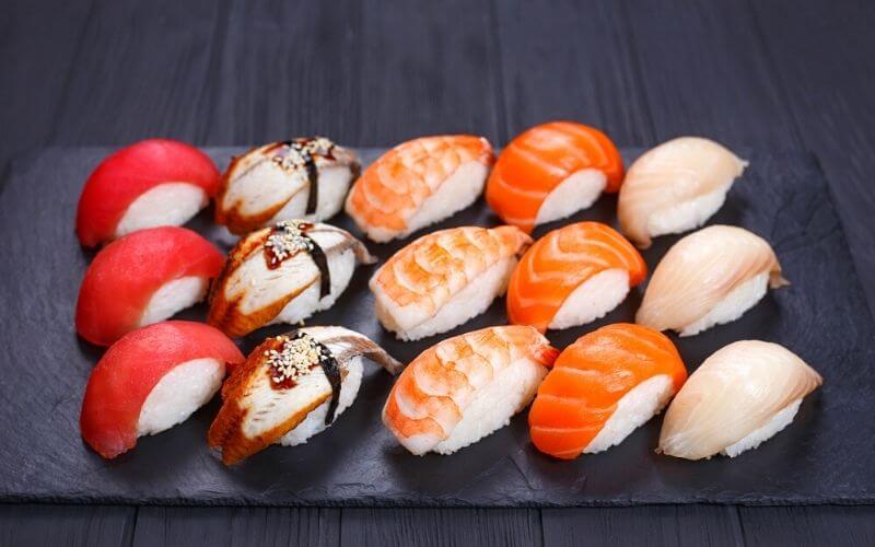 6 Main Sushi Types You Should Know Before Going To A Sushi Restaurant 4 Nigiri vs Sushi