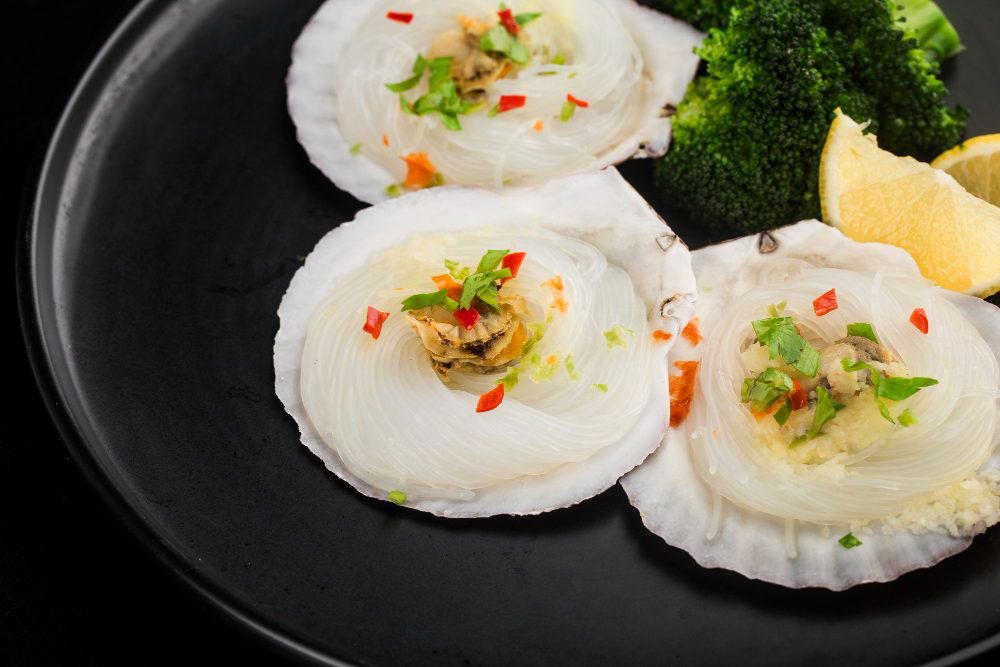 What to Serve with Scallops: Best Side Dishes to Cook Up 3 scallops steamed