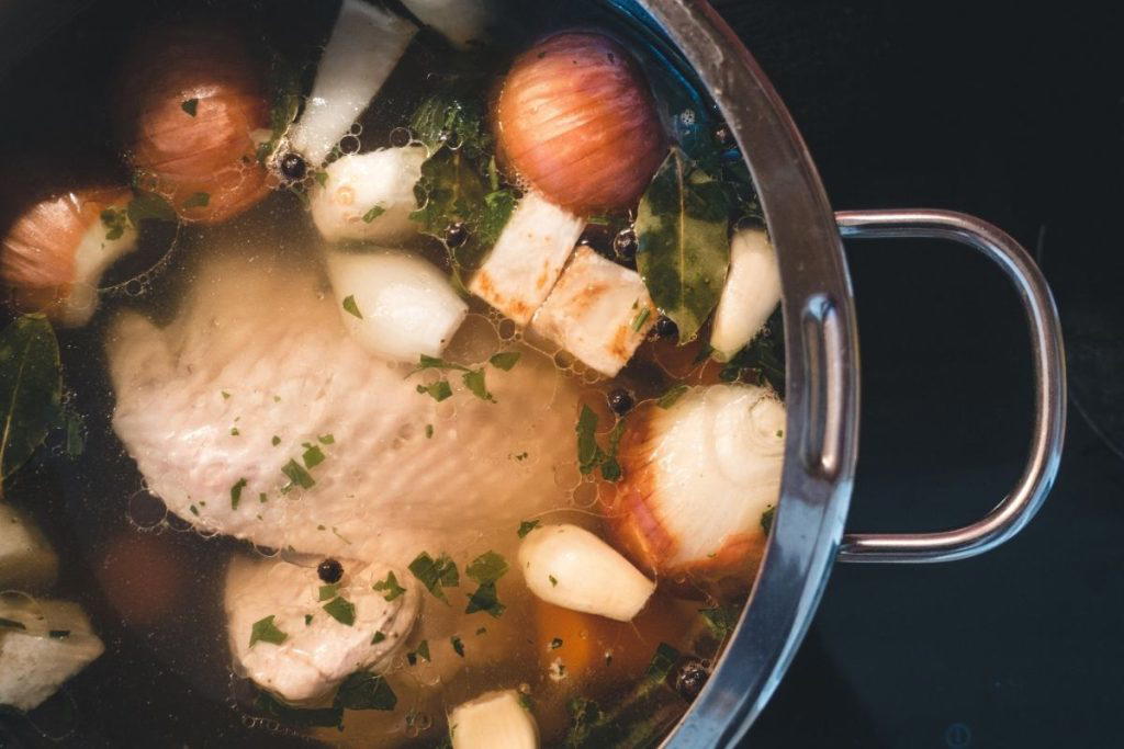 14 Easy Ways To Substitute For Chicken Broth 2 14 Easy Ways To Substitute For Chicken Broth