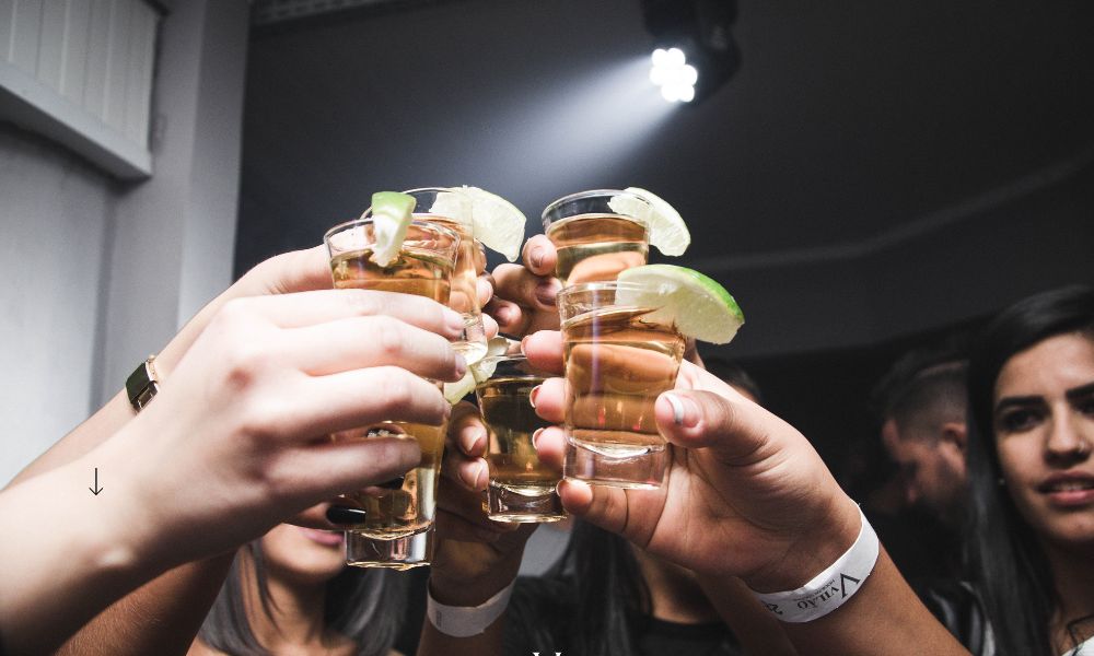 How Many Ml In A Shot? Find Out Everything You Need to Know 3 How Many Ml In A Shot? Find Out Everything You Need to Know 2