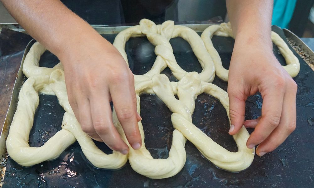 Reviving Your Rock Hard Pretzels: Expert Tricks for Making Stale Snacks Taste Like New 4 Reviving Your Rock Hard Pretzels: Expert Tricks for Making Stale Snacks Taste Like New 3