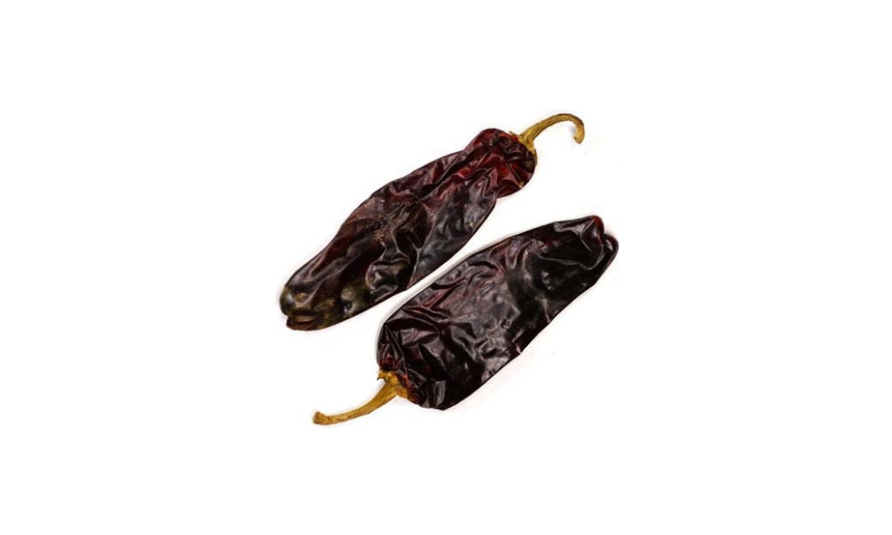 The Spice is Right: Unearthing the Perfect Ancho Chili Pepper Substitute 4