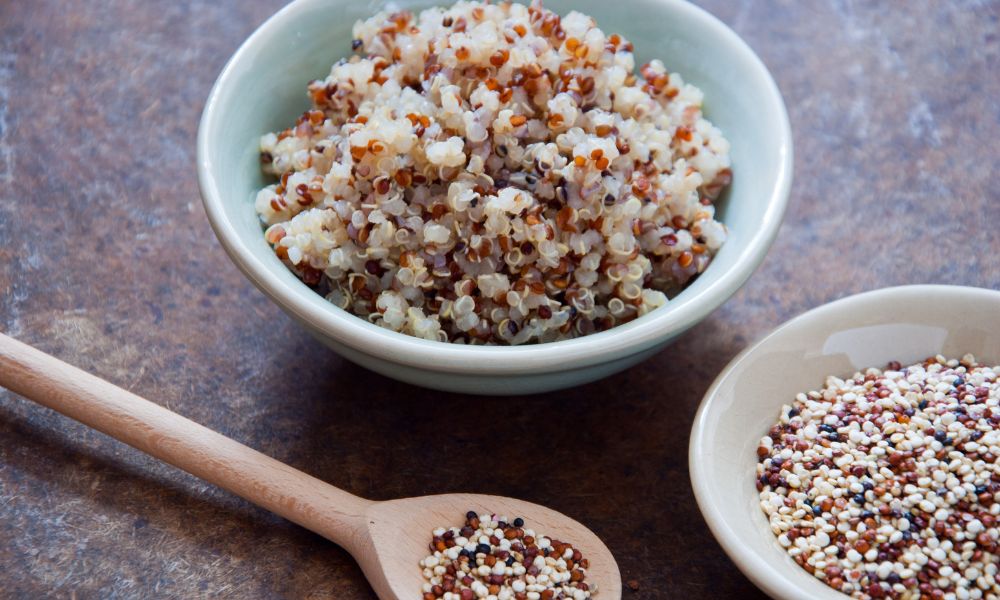 Does Quinoa Go Bad? Here's What You Need to Know 3 Does Quinoa Go Bad? Here's What You Need to Know 2