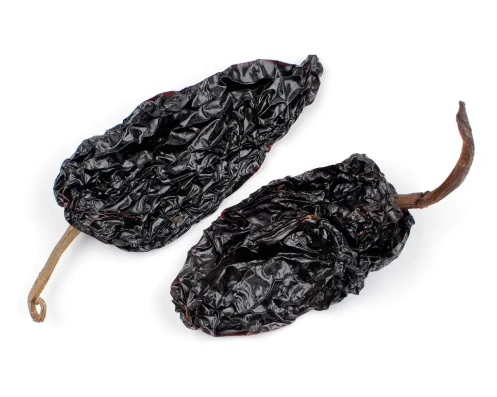The Spice is Right: Unearthing the Perfect Ancho Chili Pepper Substitute 3