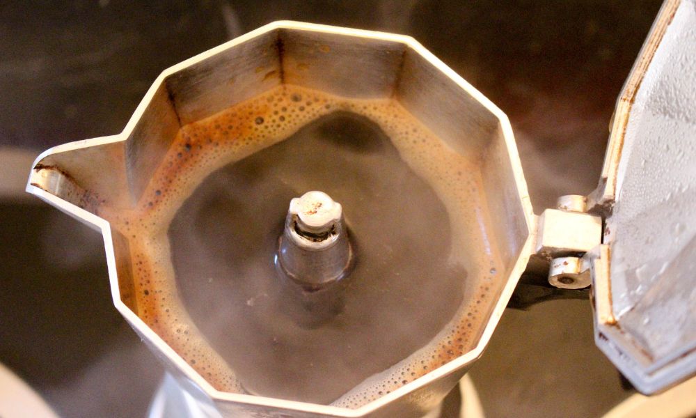 Sour Coffee Moka Pot: Causes and Solutions 3 Sour Coffee Moka Pot: Causes and Solutions 2