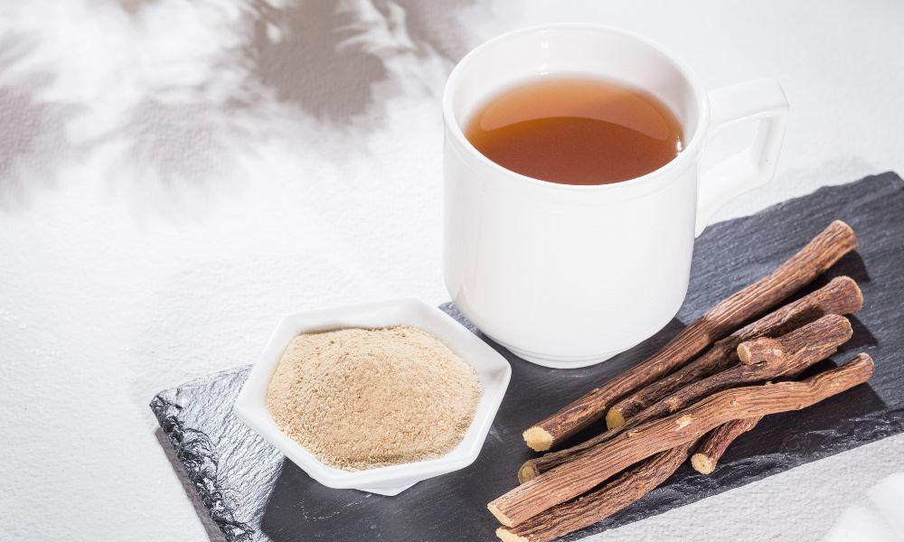 Can I Drink Coffee with a Sore Throat? Pros, Cons, and Alternatives 9 Can I Drink Coffee with a Sore Throat? Pros, Cons, and Alternatives 7