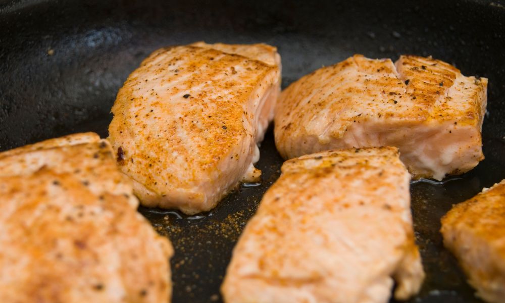 How Long Does Cooked Salmon Last in the Fridge: A Fun and Informative Journey 3 How Long Does Cooked Salmon Last in the Fridge: A Fun and Informative Journey 2