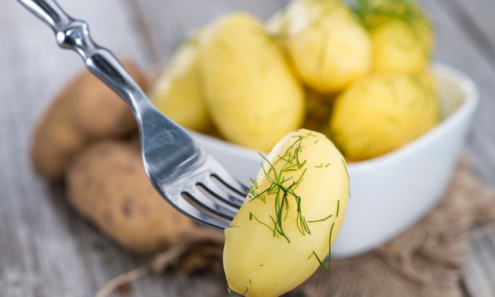 Discover the Shelf Life: How Long Do Boiled Potatoes Last in the Fridge? 4 Discover the Shelf Life: How Long Do Boiled Potatoes Last in the Fridge? 3