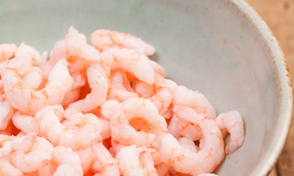 Defrosting Frozen Cooked Prawns: Quick & Easy Methods Revealed! 4 Defrosting Frozen Cooked Prawns: Quick & Easy Methods Revealed! 3