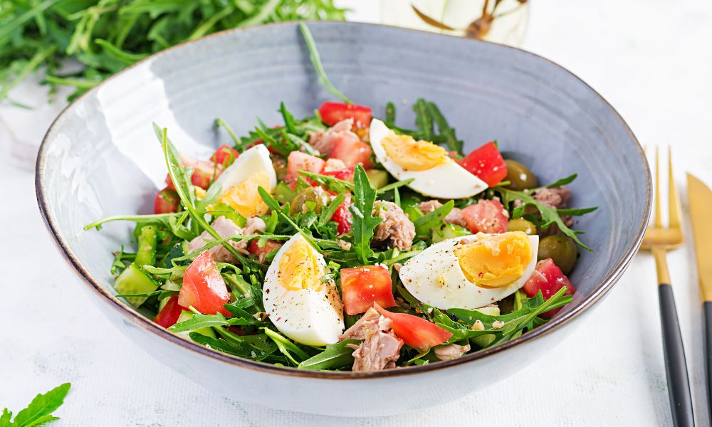 Shell No More: Uncovering the Shelf Life of Peeled Eggs in the Fridge 6