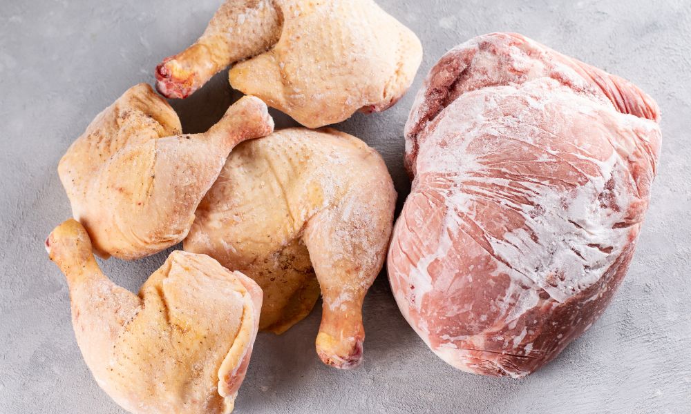 How Many Chicken Breasts Are in a Pound? No More Guesswork! 5 how long can chicken be frozen in the freezer