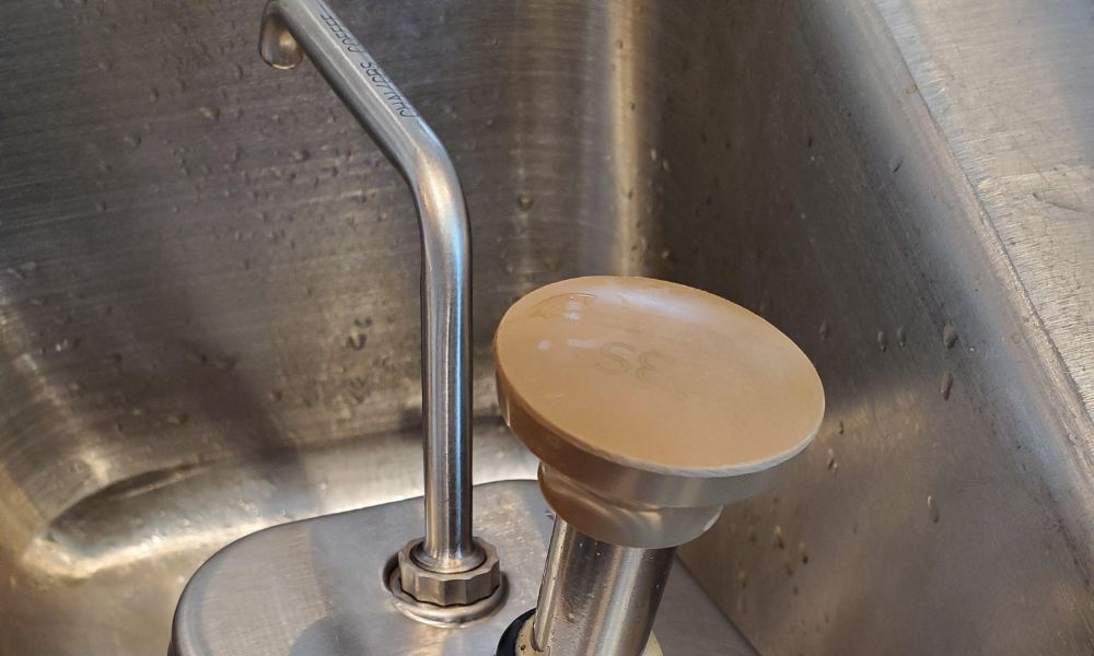 Frappuccino Roast Pump: Tips & Recipes for the Perfect Iced Coffee at Home 3 Frappuccino Roast Pump: Tips & Recipes for the Perfect Iced Coffee at Home 2