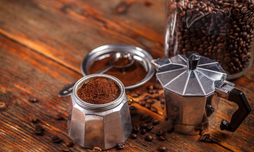 Mastering Stovetop Brewing: Your Path to Rich Coffee 3