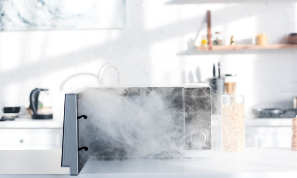 How to Dispose of a Microwave: 8 Methods+Checklist 4 How to Dispose of a Microwave: 8 Methods+Checklist 2