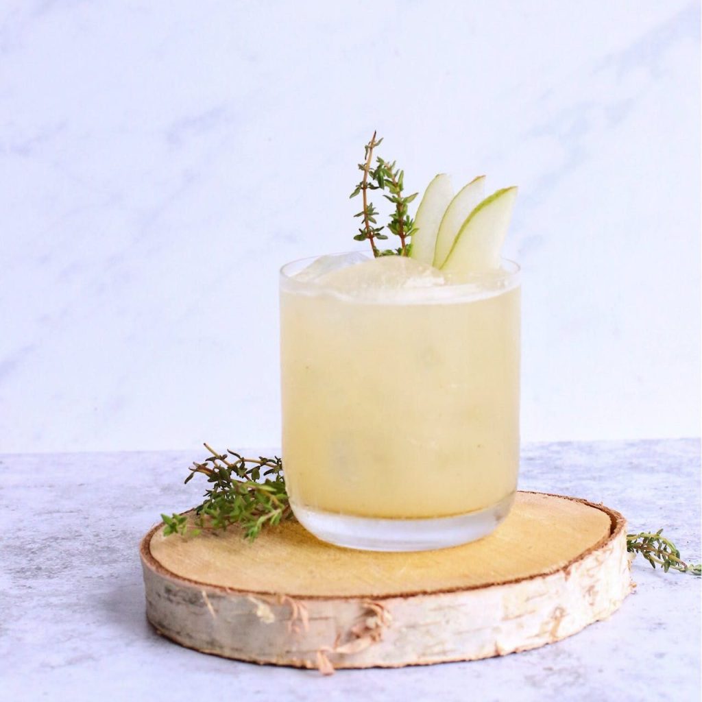 What Seltzers Have No Carbs? Top Guilt-Free Seltzers 2 what seltzers have no carbs