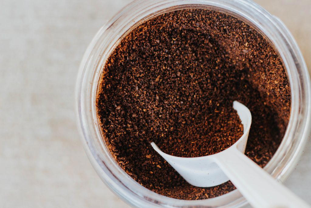 Coffee Grounds in the Garden: Friend or Foe for Your Plants? 2 can too much coffee grounds hurt plants